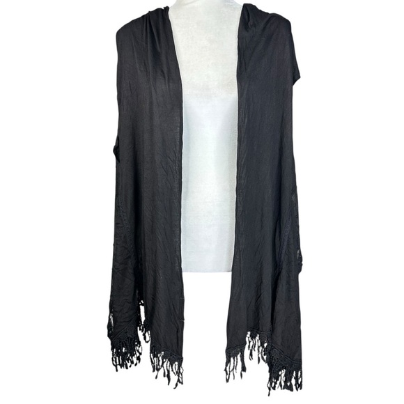 Crosstree Black Shawl Scarf OS Wrap Lacey Arm Holes Whimigoth Dark Romantic - Picture 7 of 12